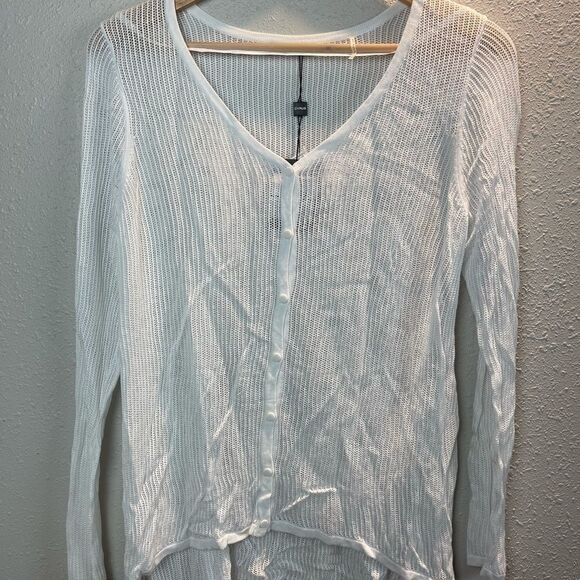 NWT Cyrus Women’s Top Size Large - Picture 1 of 7